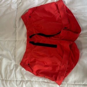 Lululemon cuffed drawstring shorts